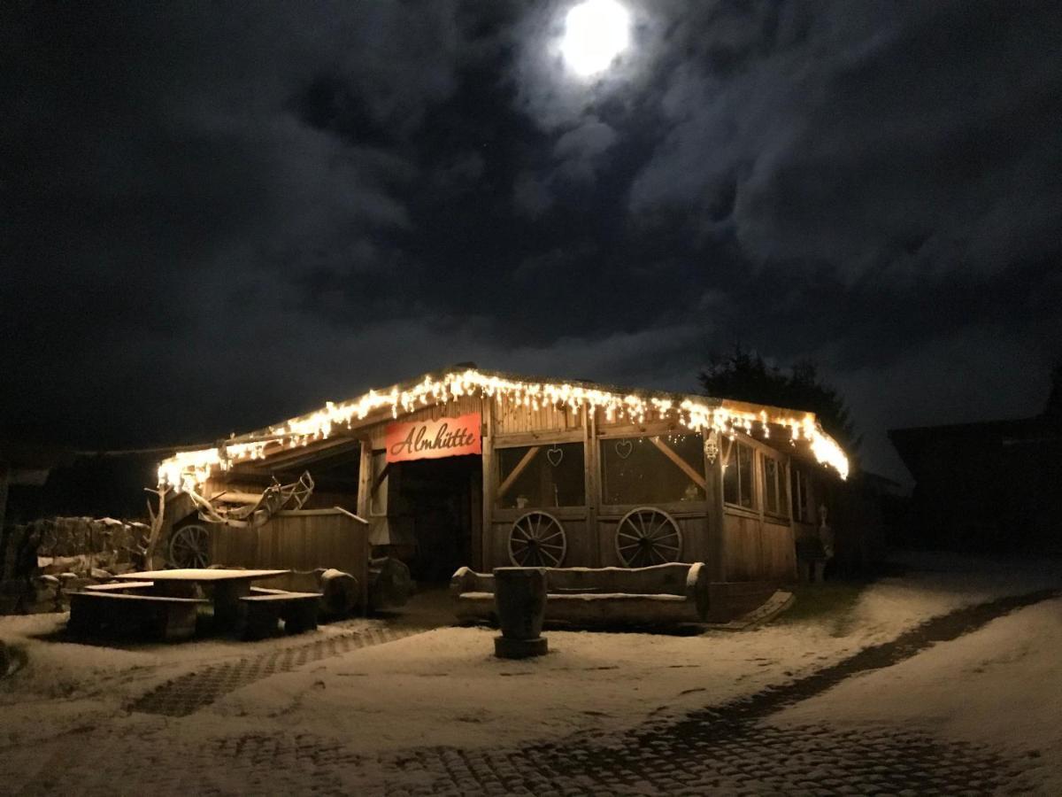 Zur Neuen Post Landgasthof Herzogsreut Buitenkant foto